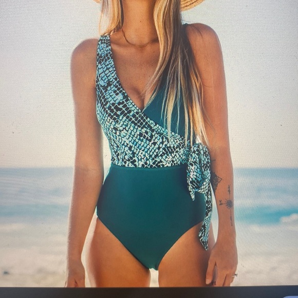 Cupshe Other - CupShe one piece size M